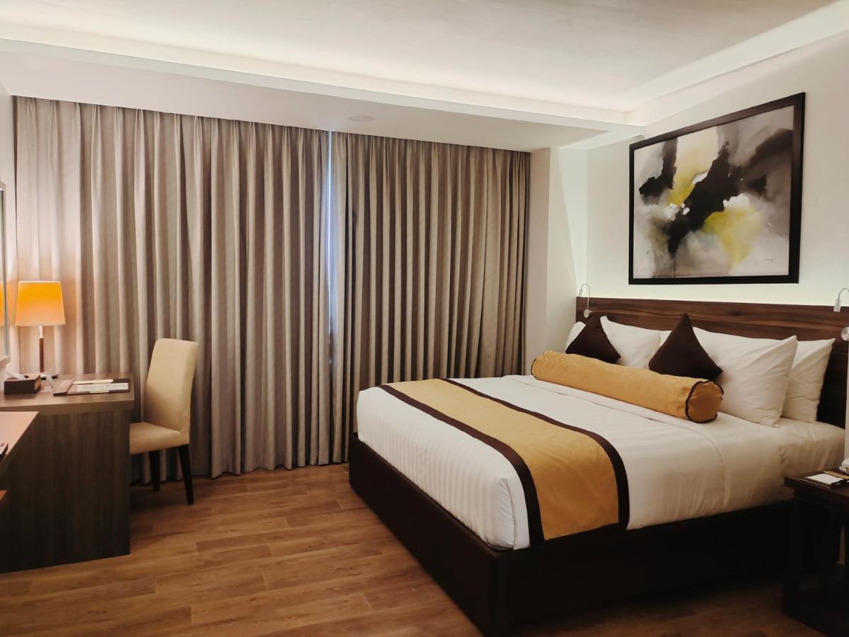 Hotel Marciano Calamba  Exterior foto