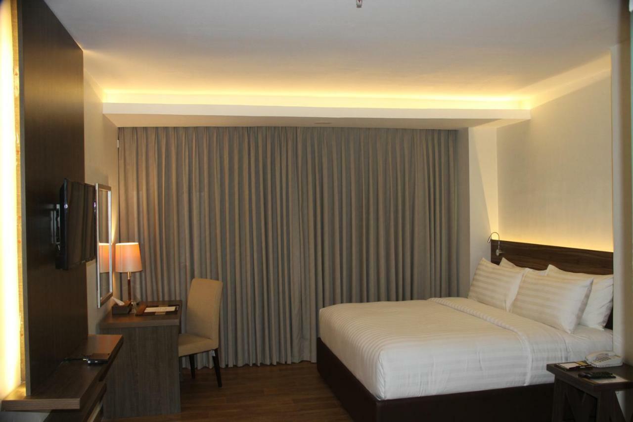 Hotel Marciano Calamba  Exterior foto